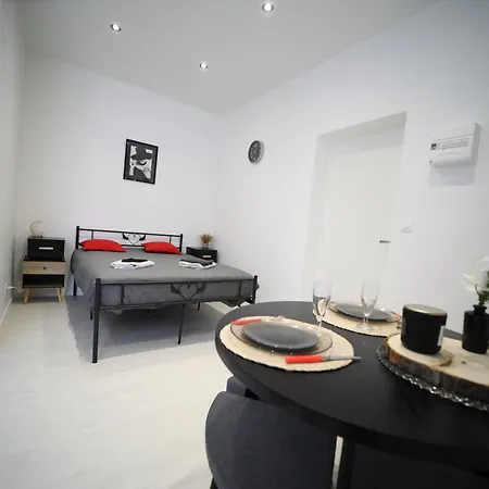 Paul Bert-4 Familial * Cambrai